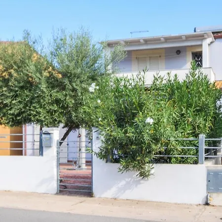 Lovely In With Wifi Holiday home *